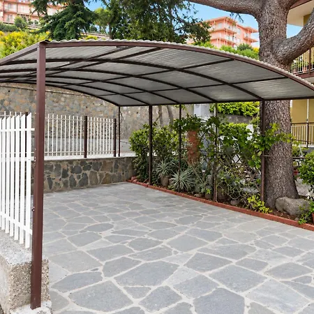 Con Giardino Privato